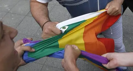 Russia, la Duma approva una legge contro propaganda Lgbt
