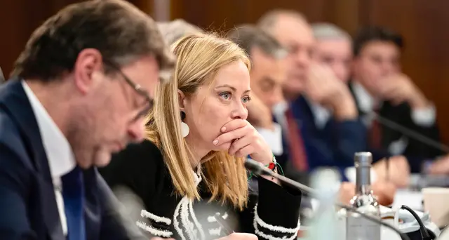 Tim: Meloni, assumiamo il controllo strategico della Rete