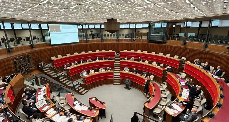 Terzo mandato in Trentino, la maggioranza spinge sull'acceleratore. È scontro sul voto del presidente Soini
