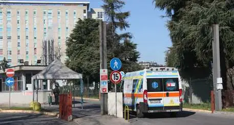 Latina, spara e uccide direttore di albergo e ferisce la ex moglie