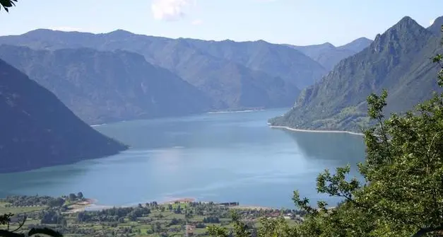 Lago d’Idro: muore mentre sparge le ceneri della moglie