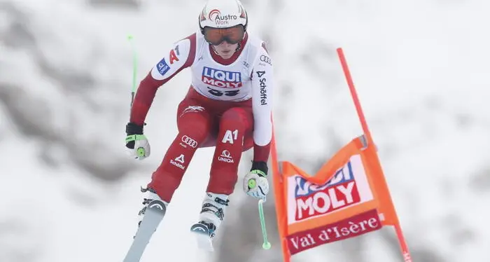 Val d'Isere: Goggia sbaglia e vince l'austriaca Huetter