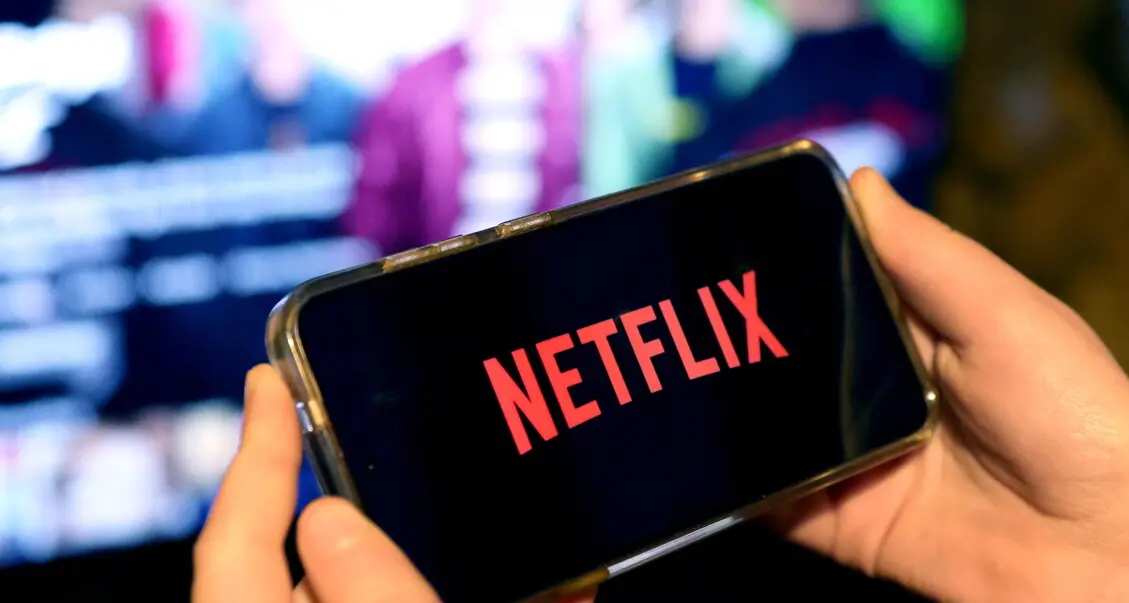 Netflix battuta: «Aumenti illegittimi». Rimborsi fino a 500 euro a famiglia