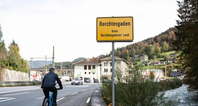 Brucia il \"Nido dell'Aquila\" di Hitler sulle Alpi, una persona fermata