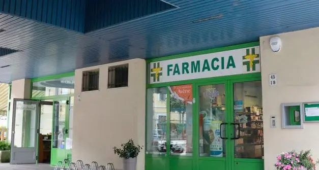 Non si trovano farmacisti, allarme chiusure anche in Trentino: «Numero chiuso in facoltà e carichi di lavoro ci mettono in crisi»