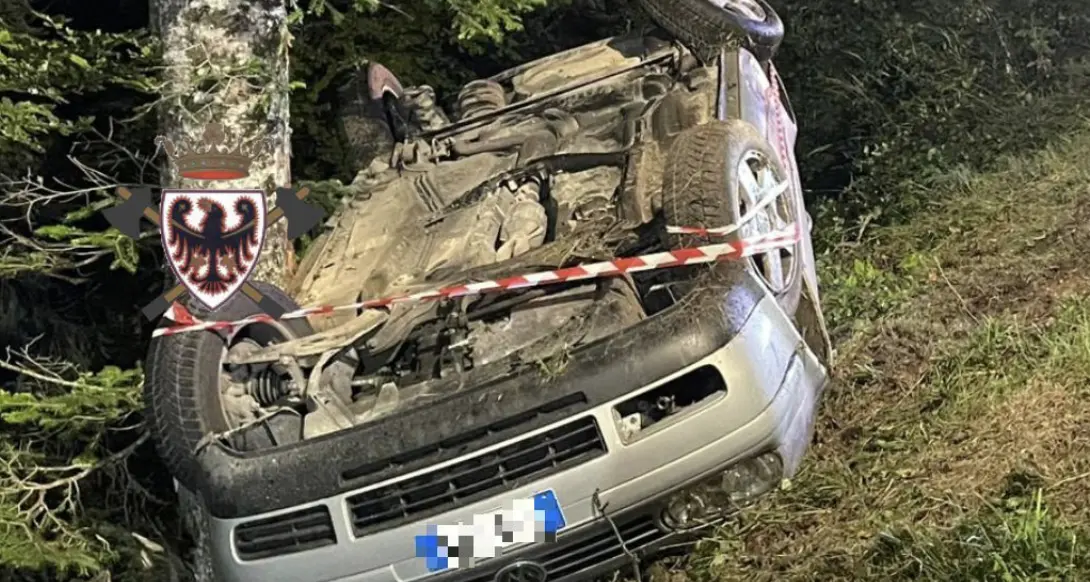 Fricca, auto nella scarpata: conducente già in ospedale all’arrivo dei soccorsi