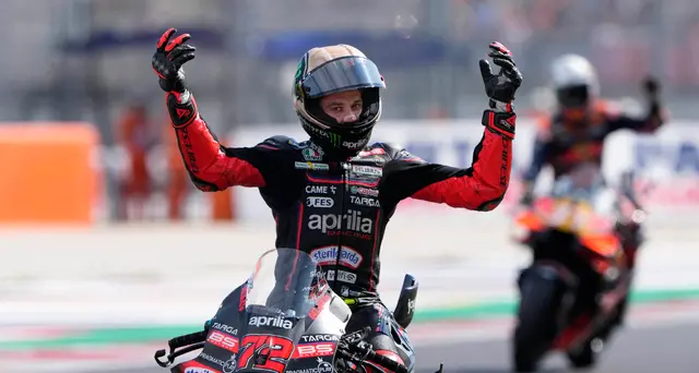 MotoGp: Misano; Bezzecchi su Aprilia vince la gara sprint