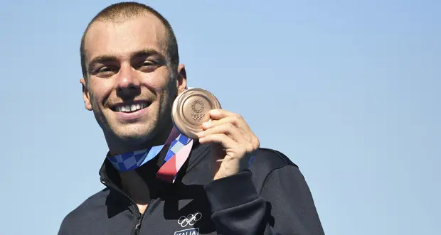 Paltrinieri centra il bronzo nella 10 di nuoto da fondo