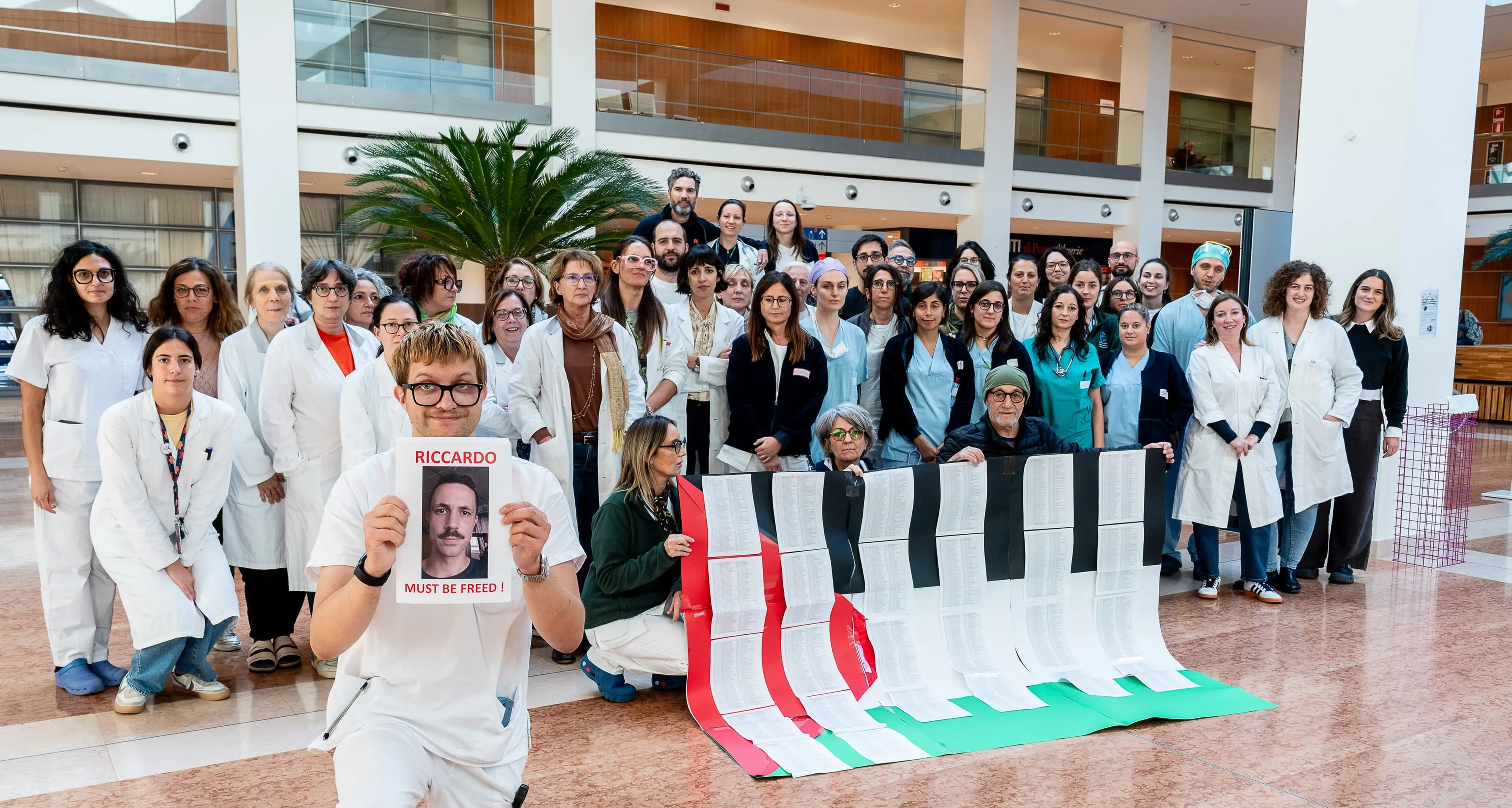 A Verona manifestazione per il medico trentino rapito su nave umanitaria