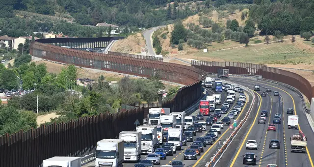 Autostrade: ricavi 9 mesi a 2,8 miliardi, utile a 498 mln