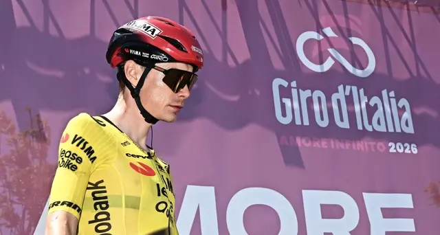 Giro: Narvaez vince la quarta tappa, Ciccone è la nuova maglia rosa