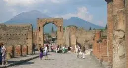 Sulle meraviglie architettoniche Pompei