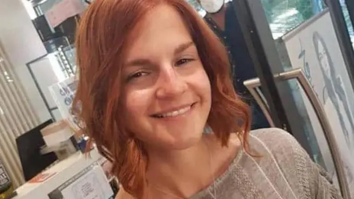 FACEBOOK SARA PEDRI