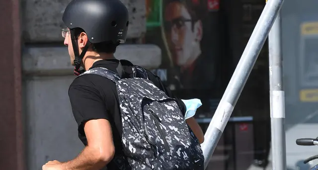 Monopattini: Nardella, da domani obbligo casco a Firenze