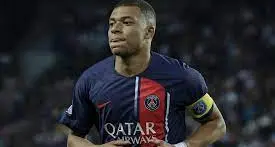 Mbappé lascerà il Psg, lo sta aspettando il Real Madrid: per lui un contratto faraonico