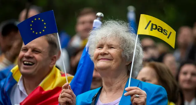 Moldavia: seggi aperti per le legislative, voto tra Ue e Russia