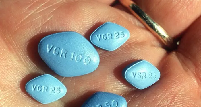 Falso invalido di guerra usa la ricetta contraffatta di una pediatra per acquistare il Viagra