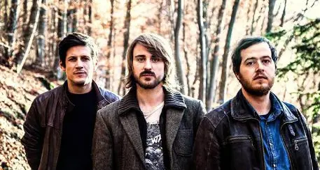 Bastard Sons of Dioniso: venerdì 8 aprile esce “Dove sono finiti tutti?”, il nuovo album del trio rock