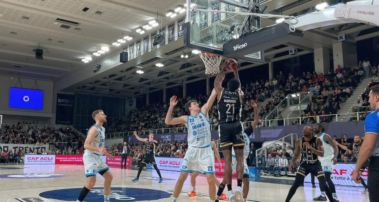 Dolomiti Energia, beffa all’overtime: Sassari vince 99-96