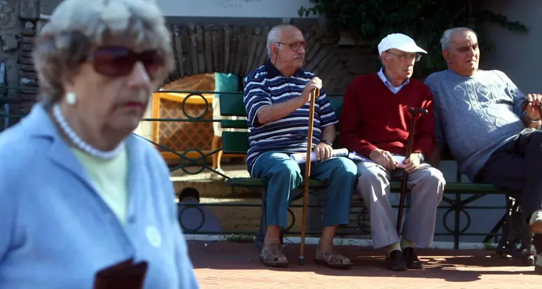 Nuovo record negativo per la natalità in Italia: meno 31,8 per cento rispetto al 2008