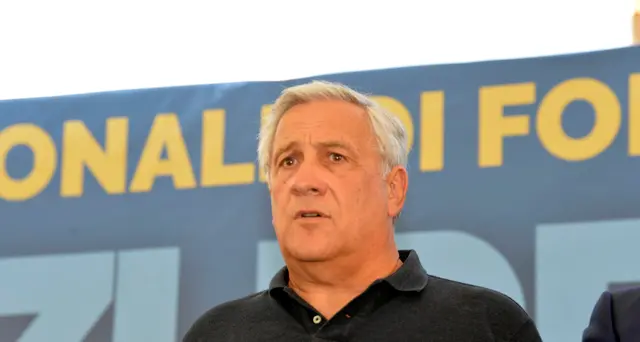 FI: Tajani, non ci serve l'elemosina, i voti ce li prendiamo