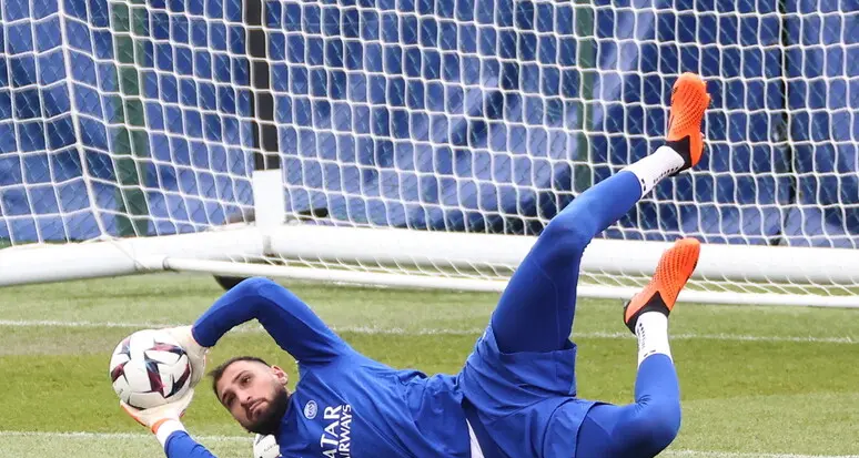 Paura per Donnarumma, legato e rapinato in casa a Parigi