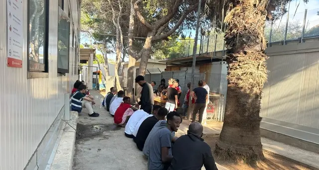 Migranti: altri due sbarchi a Lampedusa