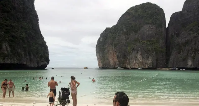 Thailandia: riapre dopo 3 anni la baia di 'The Beach'