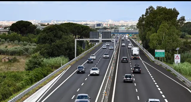 Estate:traffico in aumento,bollino rosso nel pomeriggio e domani