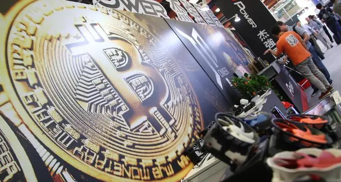 Criptovalute, 14 milioni di italiani le hanno comprate o sono interessati