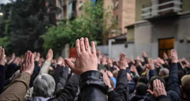 Cassazione, il pg: \"Il saluto romano è reato se c'è pericolo per l'ordine pubblico\"