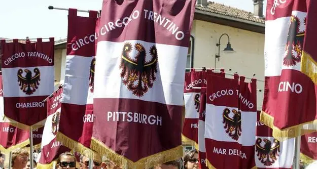 Trentini nel mondo nel mirino della Lega: “Successe cose gravi prima dell’assemblea elettiva, si faccia chiarezza”