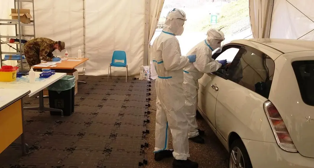 Covid, nessun decesso da otto giorni, oltre 500 mila dosi di vaccino somministrate
