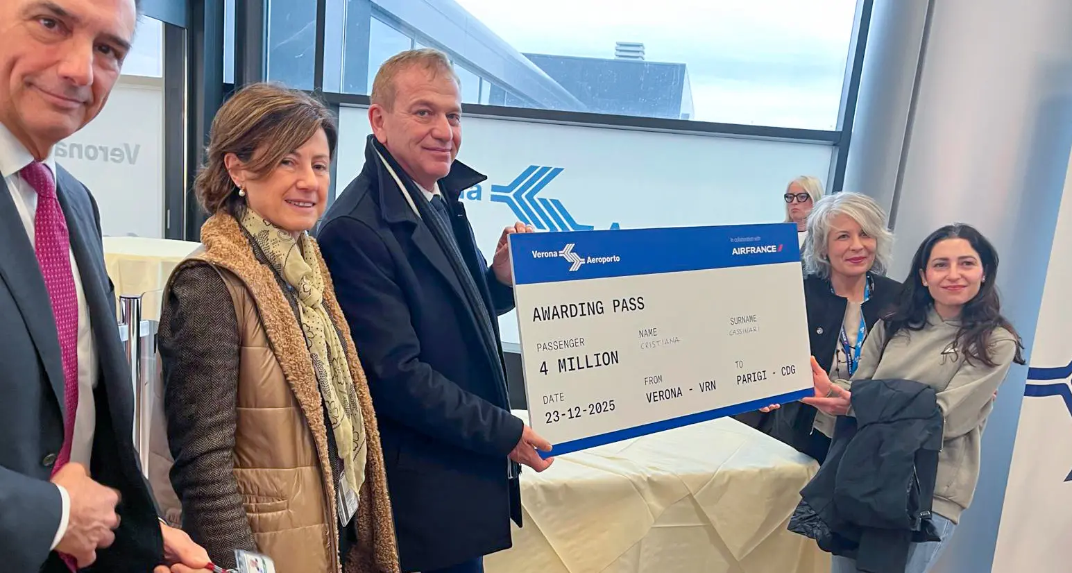 Aeroporto di Verona, la 4 milionesima passeggera dall’inizio dell’anno è una trentina