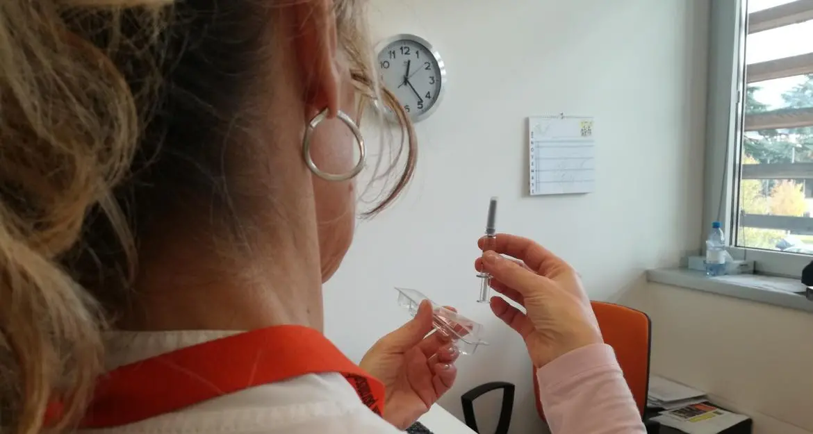 Vaccinazione antinfluenzale, ecco le categorie che non dovranno pagare per farla