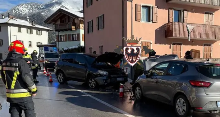Scontro frontale a Roncone: due persone ferite