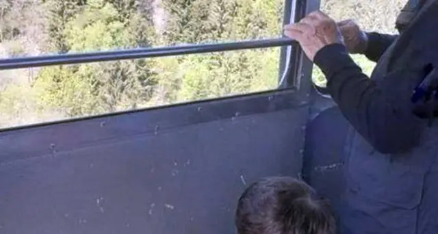 Eitan: bambino arrivato a casa, agente \"era felice\"