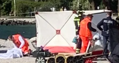 Infarto fatale in barca, interviene un medico che però ha un malore e viene ricoverato in ospedale