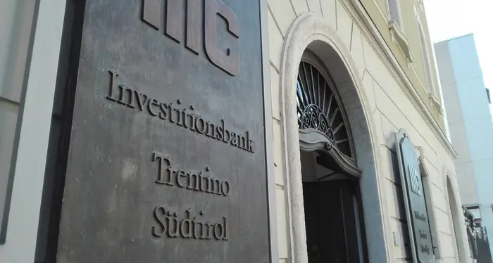 I trentini vendono le partecipazioni in OneOsix: la sociatà passa a Borgosesia