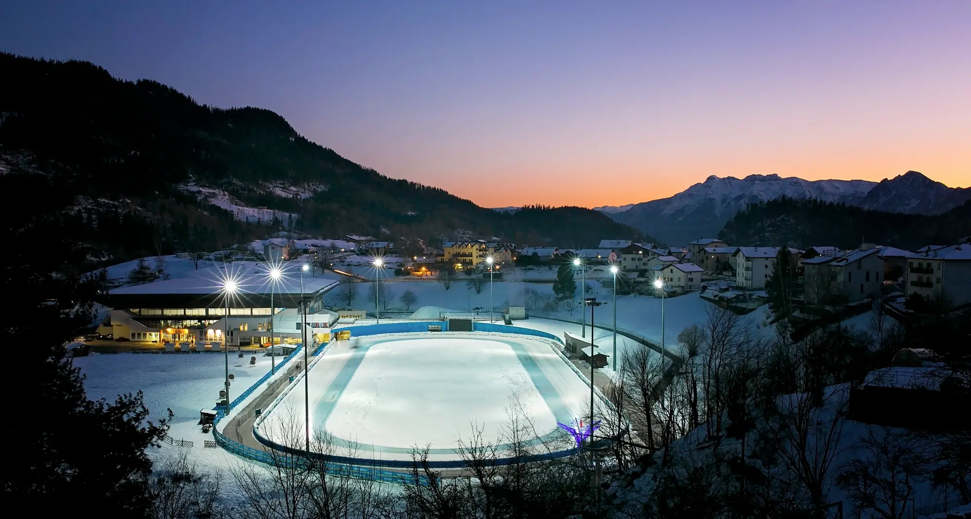 Olimpiadi 2026, il palazzetto del ghiaccio di Piné lievita, Fincantieri presenta il progetto, costi da 30 a 180 milioni