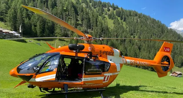 Alto Adige, dramma nei boschi, boscaiolo ucciso da un tronco