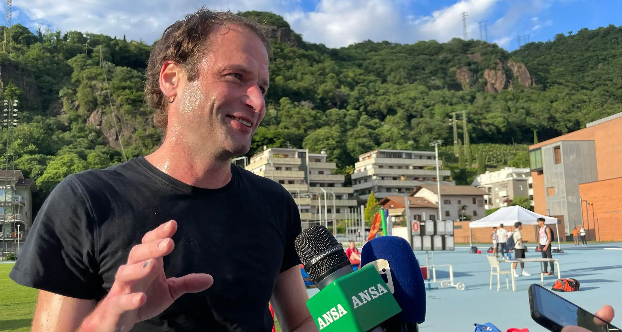 Alex Schwazer stabilisce il record italiano master 3000 metri
