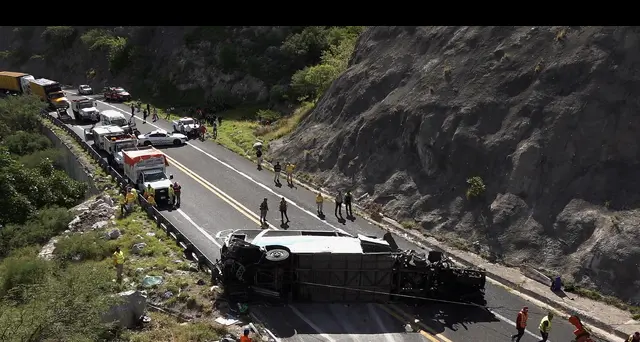 Messico: autobus si ribalta in Veracruz, 12 morti e 58 feriti