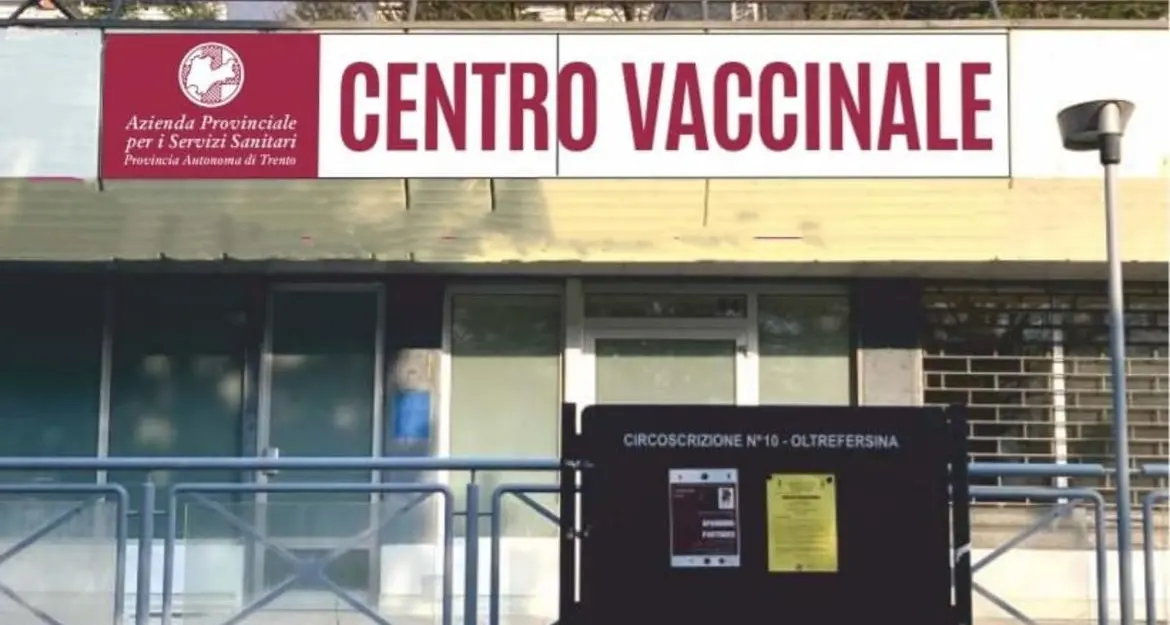 Centro vaccinale di Trento, domani apre la nuova sede: l’accesso va fatto attraverso il Cup