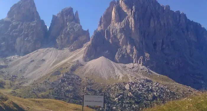 Passi Dolomitici: Messner propone l’introduzione di un ticket d’accesso, come a Venezia