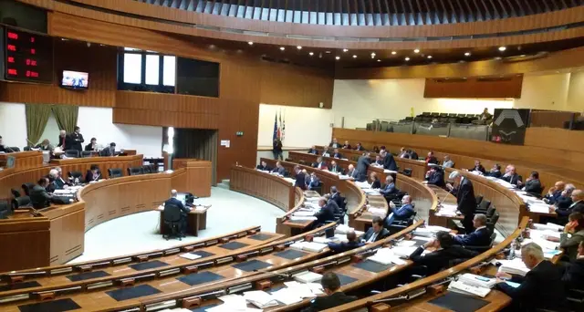 Sardegna: Todde firma decreto, prima seduta dell'Aula 9 aprile