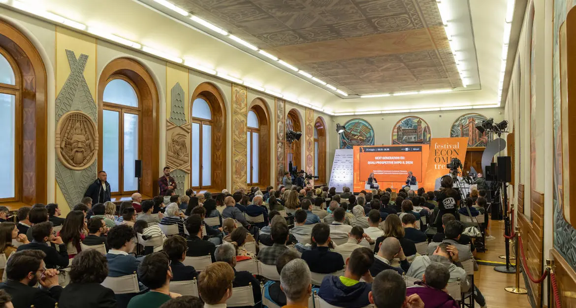 Ultima giornata del Festival: ci saranno anche i ministri Fitto, Valditara e Sangiuliano