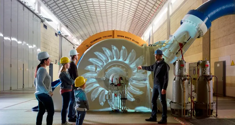 Prelazione o non prelazione: il dilemma della Provincia con le quote dell'energia di MacQuarie