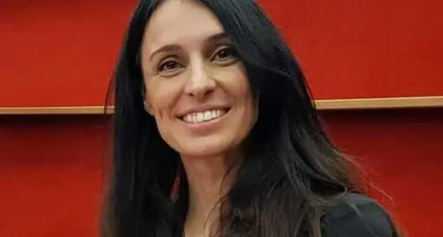 Ambrosi (FdI) all’attacco: “Ora denuncio chi mi ha rivolto in Rete insulti violenti e sessisti”