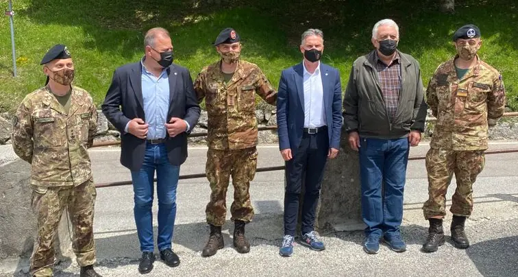 Il Reggimento Pasubio in visita ai Comuni della zona: l’incontro a Pian delle Fugazze